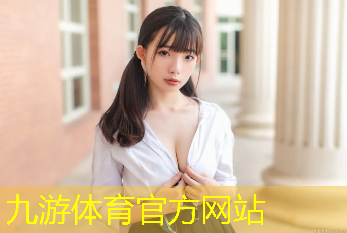 縣長(zhǎng)下基層調(diào)研綠化工程